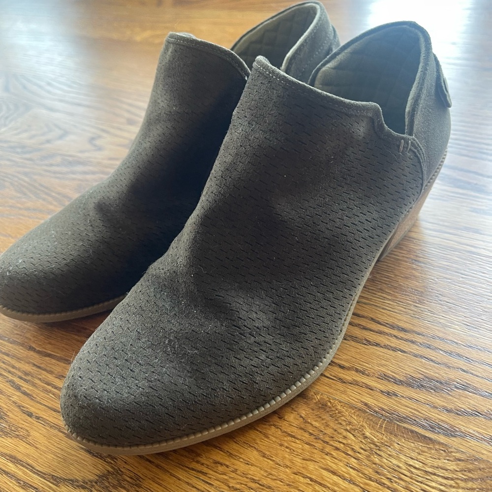 Dr. Scholl's Chocolate Brown Ankle Booties